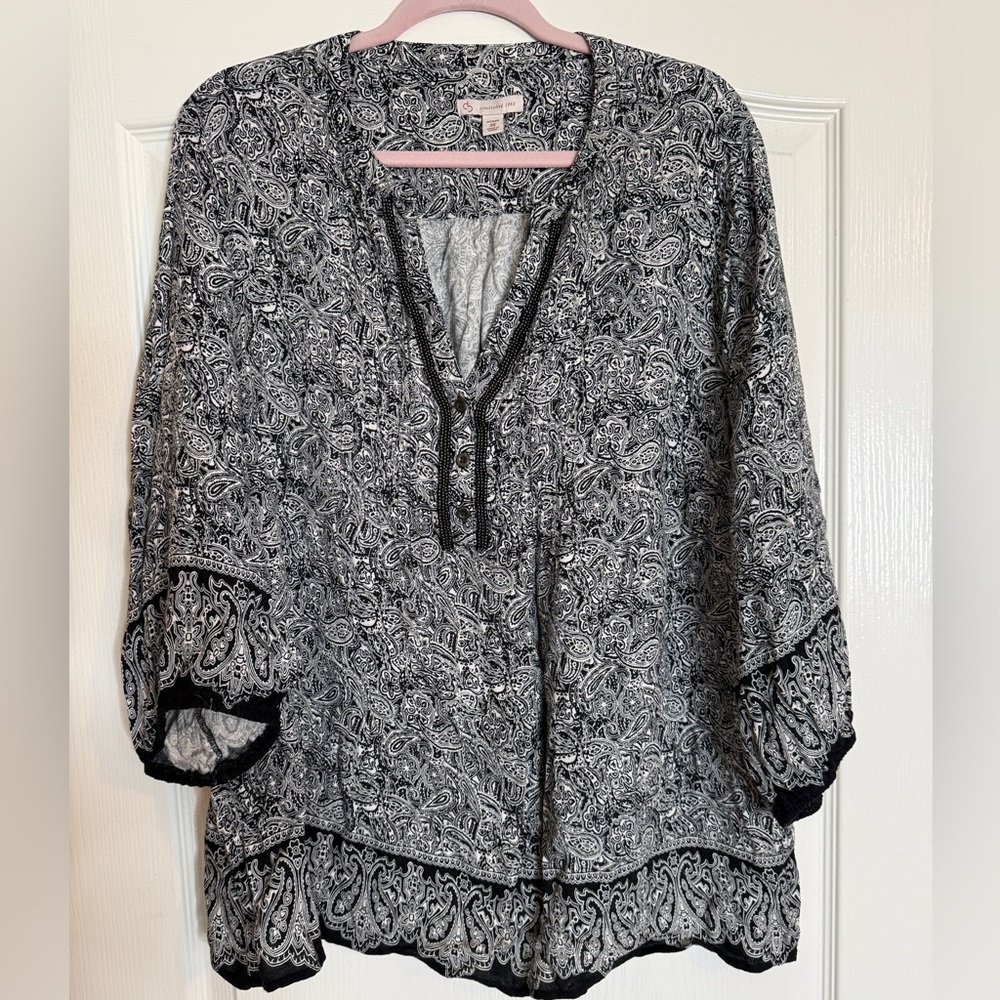 CB Established 1962 Women's Black and White Paisley Top w/ Beaded Embellishments